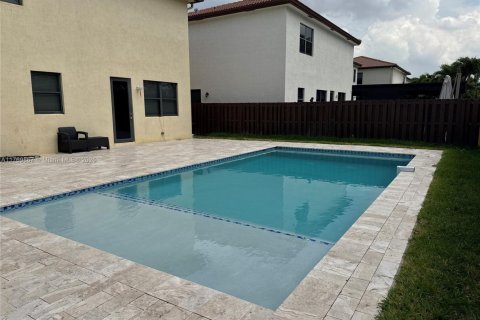 Купить виллу или дом в Дорал, Флорида 4 спальни, 248.42м2, № 1957648 - фото 27