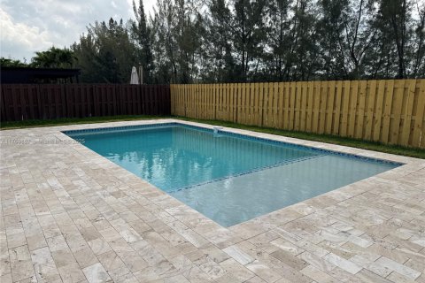 Купить виллу или дом в Дорал, Флорида 4 спальни, 248.42м2, № 1957648 - фото 24