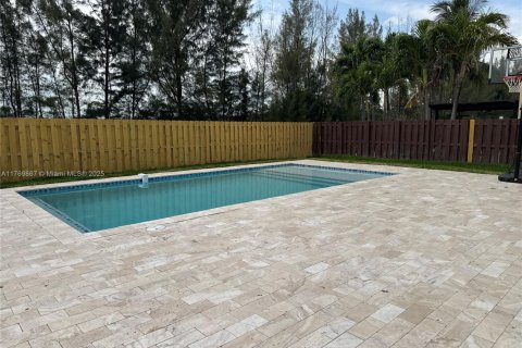 Купить виллу или дом в Дорал, Флорида 4 спальни, 248.42м2, № 1957648 - фото 21