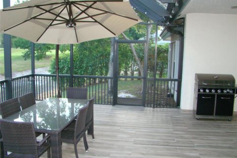 House in Pompano Beach, Florida 3 bedrooms, 229.47 sq.m. № 1892043 - photo 25
