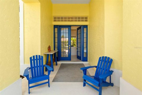 House in Nokomis, Florida 4 bedrooms, 284.1 sq.m. № 1619076 - photo 5