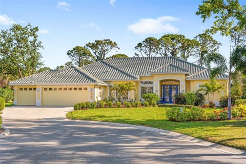 House in Nokomis, Florida 4 bedrooms, 284.1 sq.m. № 1619076 - photo 3