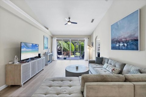 House in Venice, Florida 2 bedrooms, 152.27 sq.m. № 1870910 - photo 5
