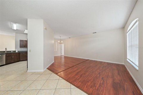 House in Kissimmee, Florida 3 bedrooms, 174.28 sq.m. № 2380661 - photo 6