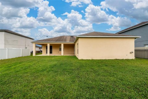 House in Kissimmee, Florida 3 bedrooms, 174.28 sq.m. № 2380661 - photo 23