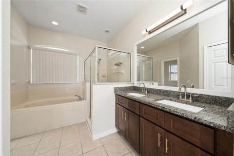 House in Kissimmee, Florida 3 bedrooms, 174.28 sq.m. № 2380661 - photo 15