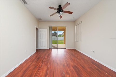 House in Kissimmee, Florida 3 bedrooms, 174.28 sq.m. № 2380661 - photo 7