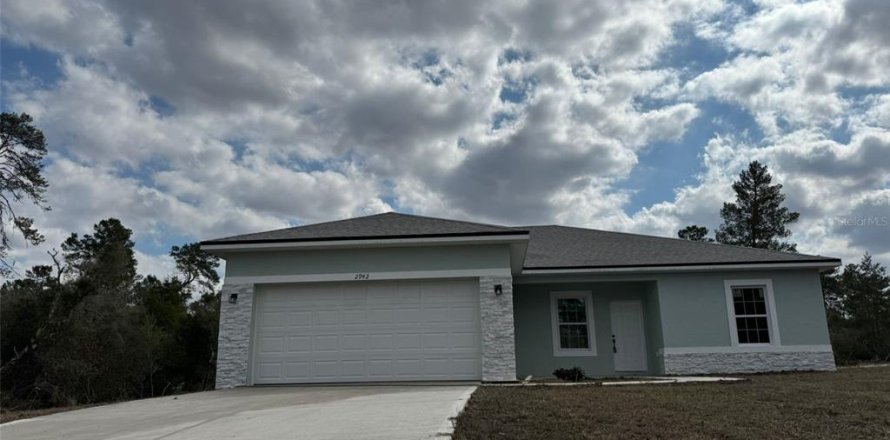 House in Ocala, Florida 4 bedrooms, 160.72 sq.m. № 1538556