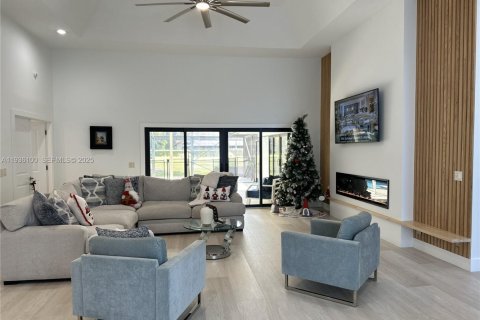 Villa ou maison à vendre à Palm Beach Gardens, Floride: 4 chambres, 289.2 m2 № 1994297 - photo 6