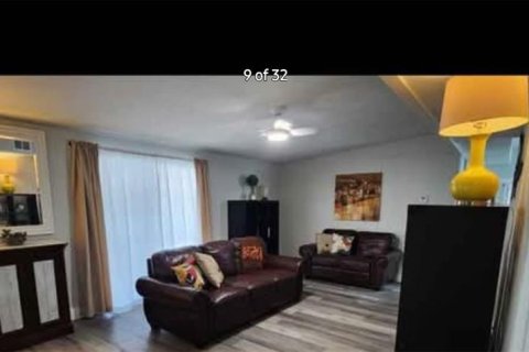 Apartment in Orlando, Florida 3 bedrooms, 134.89 sq.m. № 1881390 - photo 26