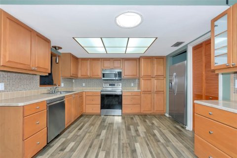 Купить виллу или дом в Брейдентон, Флорида 10 комнат, 220.27м2, № 1745071 - фото 30