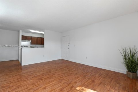 Condominio en venta en Miami, Florida, 2 dormitorios, 80.55 m2 № 2188979 - foto 2