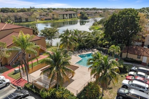 Condominio en venta en Miami, Florida, 2 dormitorios, 80.55 m2 № 2188979 - foto 14