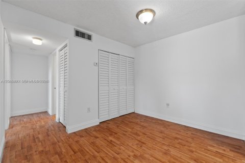 Condominio en venta en Miami, Florida, 2 dormitorios, 80.55 m2 № 2188979 - foto 7