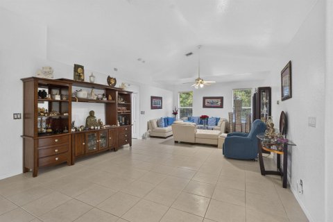House in Loxahatchee Groves, Florida 4 bedrooms, 238.94 sq.m. № 2270853 - photo 28