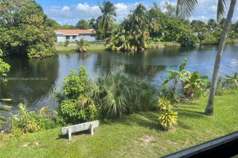 Condominio en alquiler en Miami Gardens, Florida, 1 dormitorio, 66.05 m2 № 1933512 - foto 11