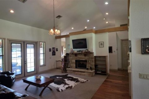 Casa en venta en Indiantown, Florida, 4 dormitorios, 258.18 m2 № 1869583 - foto 6