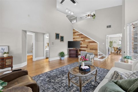 Casa en venta en Mount Dora, Florida, 3 dormitorios, 145.76 m2 № 2219600 - foto 6