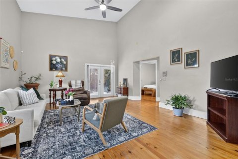 Casa en venta en Mount Dora, Florida, 3 dormitorios, 145.76 m2 № 2219600 - foto 4