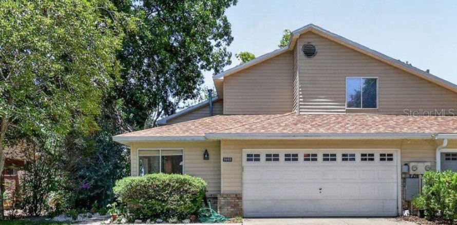 Casa en Mount Dora, Florida 3 dormitorios, 145.76 m2 № 2219600