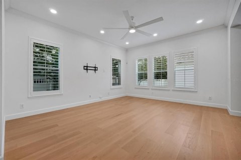 Villa ou maison à vendre à Orlando, Floride: 4 chambres, 248.61 m2 № 2316648 - photo 17