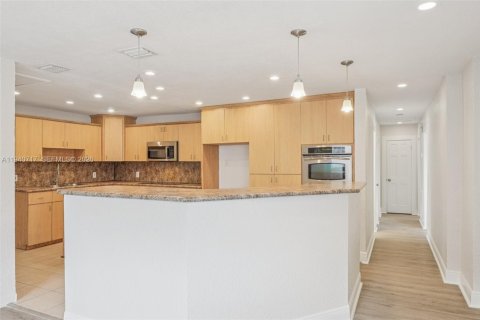 Casa en venta en Miami Gardens, Florida, 3 dormitorios № 2000215 - foto 6