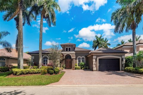Casa en venta en Pembroke Pines, Florida, 5 dormitorios, 375.88 m2 № 1698900 - foto 2