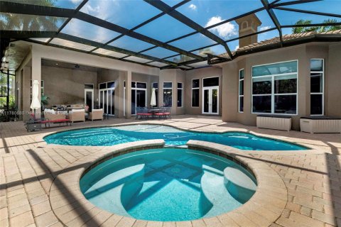 Casa en venta en Pembroke Pines, Florida, 5 dormitorios, 375.88 m2 № 1698900 - foto 9