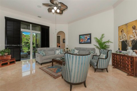 Casa en venta en Pembroke Pines, Florida, 5 dormitorios, 375.88 m2 № 1698900 - foto 28