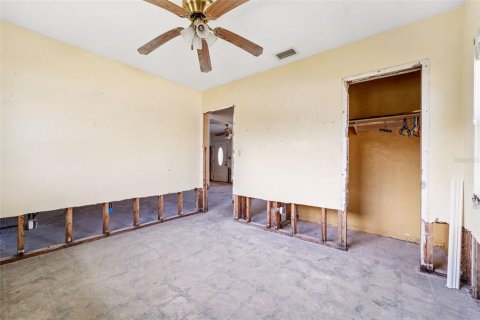 House in Saint Pete Beach, Florida 3 bedrooms, 126.9 sq.m. № 1835678 - photo 14