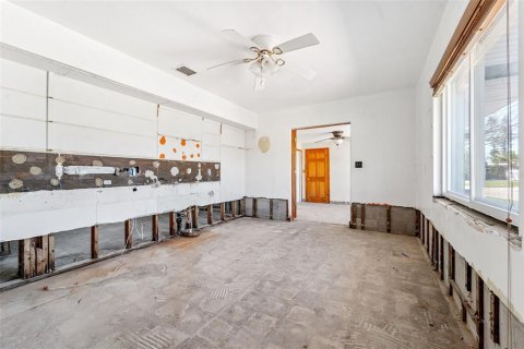 House in Saint Pete Beach, Florida 3 bedrooms, 126.9 sq.m. № 1835678 - photo 9