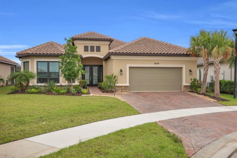 Villa ou maison à Port St. Lucie, Floride 4 chambres, 299.42 m2 № 2177120