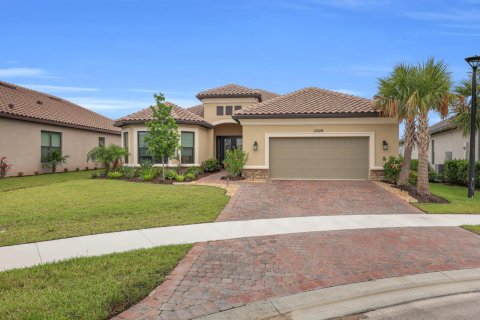 Villa ou maison à vendre à Port St. Lucie, Floride: 4 chambres, 299.42 m2 № 2177120 - photo 2