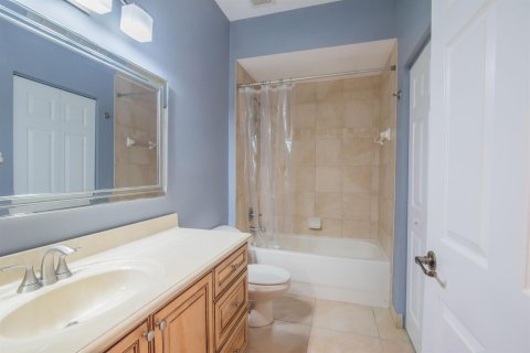 Condominio en alquiler en Stuart, Florida, 3 dormitorios, 157.93 m2 № 2078367 - foto 20