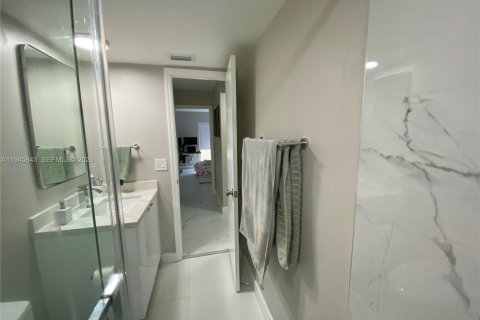 Appartement à louer à Miami, Floride: 1 chambre, 66.43 m2 № 2002139 - photo 11