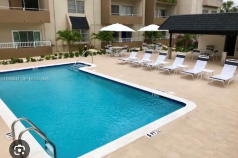 Appartement à louer à Miami, Floride: 1 chambre, 66.43 m2 № 2002139 - photo 15