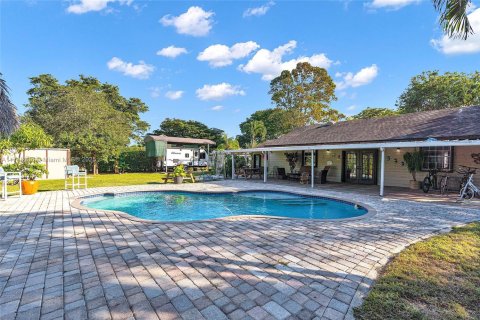 Casa en venta en Miami, Florida, 3 dormitorios, 125.6 m2 № 1704995 - foto 19