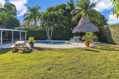 Casa en venta en Miami, Florida, 3 dormitorios, 125.6 m2 № 1704995 - foto 18