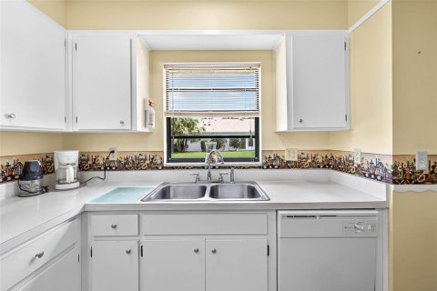 Condominio en venta en Sun City Center, Florida, 2 dormitorios, 111.76 m2 № 1833554 - foto 19
