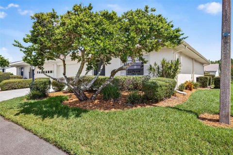 Condominio en venta en Sun City Center, Florida, 2 dormitorios, 111.76 m2 № 1833554 - foto 5