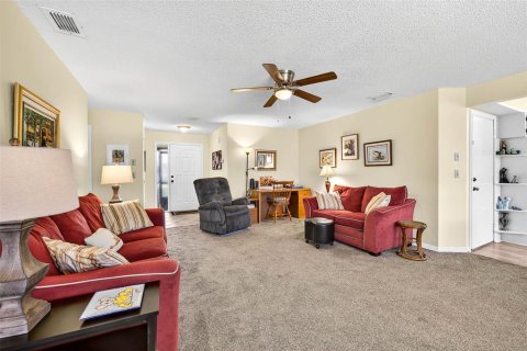 Condominio en venta en Sun City Center, Florida, 2 dormitorios, 111.76 m2 № 1833554 - foto 10