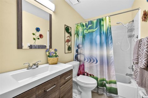 Condominio en venta en Sun City Center, Florida, 2 dormitorios, 111.76 m2 № 1833554 - foto 25