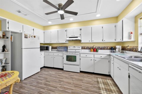 Condominio en venta en Sun City Center, Florida, 2 dormitorios, 111.76 m2 № 1833554 - foto 15