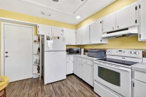 Condominio en venta en Sun City Center, Florida, 2 dormitorios, 111.76 m2 № 1833554 - foto 18