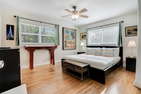 House in Hallandale Beach, Florida 5 bedrooms, 173.36 sq.m. № 2267954 - photo 18