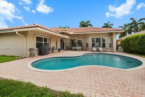 Villa ou maison à vendre à Plantation, Floride: 4 chambres, 248.42 m2 № 2070772 - photo 23