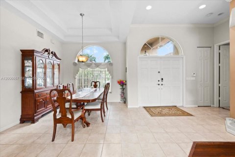 Villa ou maison à vendre à Plantation, Floride: 4 chambres, 248.42 m2 № 2070772 - photo 4