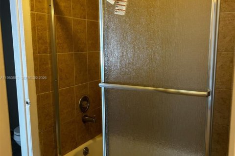 Villa ou maison à vendre à North Lauderdale, Floride: 3 chambres, 128.21 m2 № 2049491 - photo 6