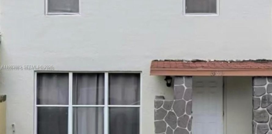 Villa ou maison à North Lauderdale, Floride 3 chambres, 128.21 m2 № 2049491