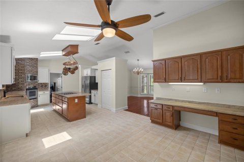 House in Ocala, Florida 4 bedrooms, 335.84 sq.m. № 1199962 - photo 21